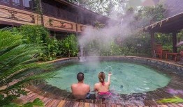 雄县温泉吃瓜事件,一场引发热议的休闲争议