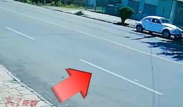 停车场吃瓜事件,一场意外引发的全民热议