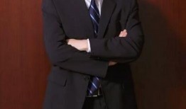 张磊吃瓜视频最新