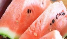 中医推拿吃瓜,吃瓜养生新体验