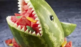 带你吃瓜山寨片,山寨片界的“带你吃瓜”现象