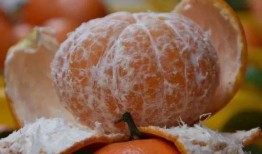 带你吃瓜山寨片,山寨片界的“带你吃瓜”现象