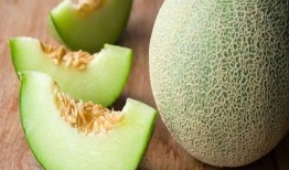 宝宝吃哈密瓜肚子痒,揭秘原因及应对方法